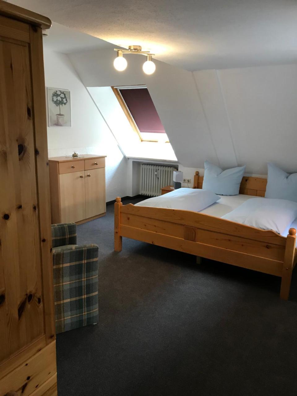 Hotel Guntia Boardinghouse Гюнцбург Экстерьер фото