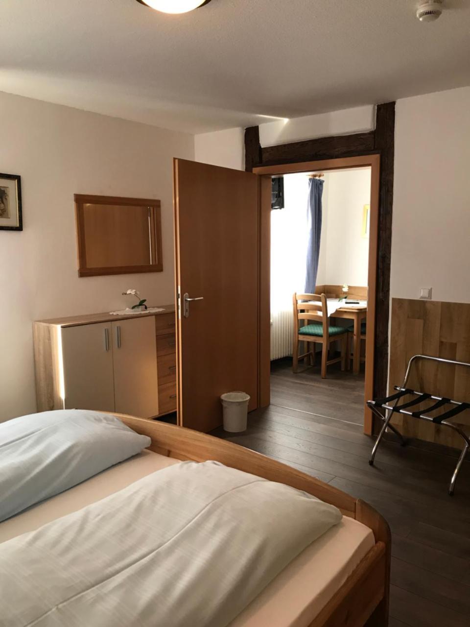 Hotel Guntia Boardinghouse Гюнцбург Экстерьер фото