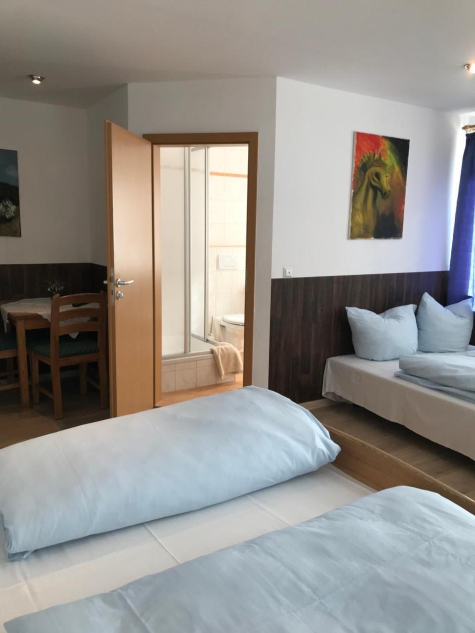 Hotel Guntia Boardinghouse Гюнцбург Экстерьер фото